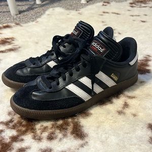 Adidas Samba Black Men’s 7.5 Women’s 9.5